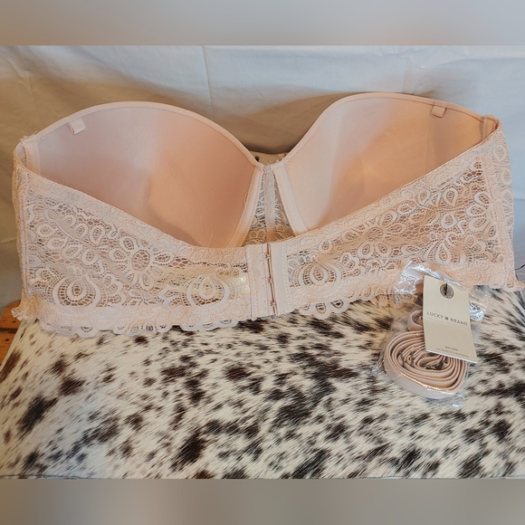 Lucky Brand Full Figure Removeable Straps Smooth & Lace Bra Cream Size 42D - Picture 2 of 9